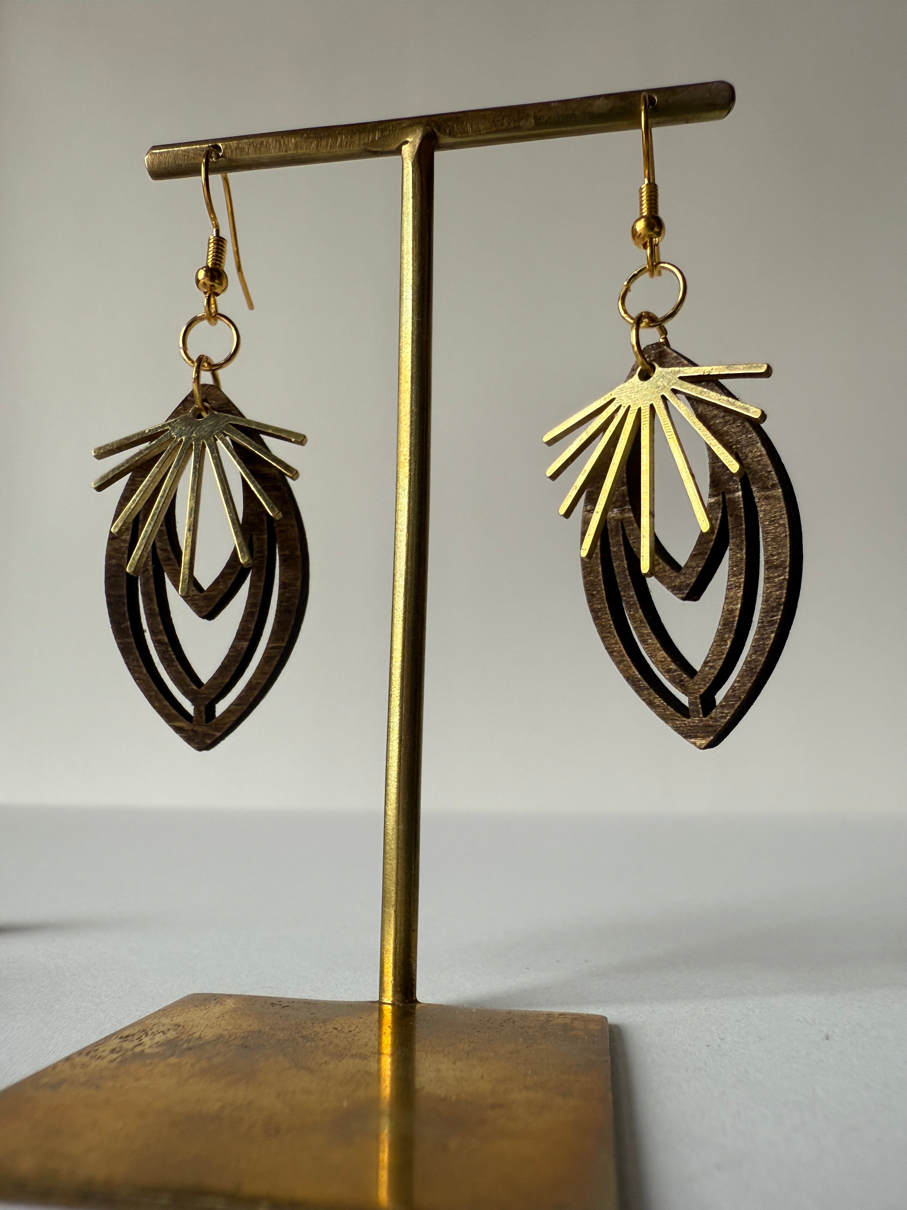 Celestial Bloom Earrings - Brown Gold